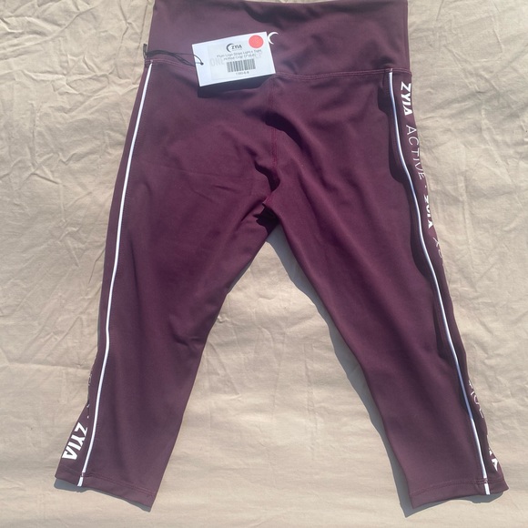 Plum Logo Stripe Light n Tight Hi-Rise Crop 17” - Picture 1 of 3
